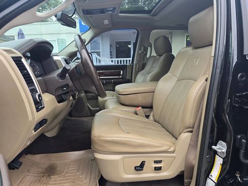 Used 2010 Dodge Ram 2500 Truck Laramie w/ Chrome Accents Group AWD/4WD image 20
