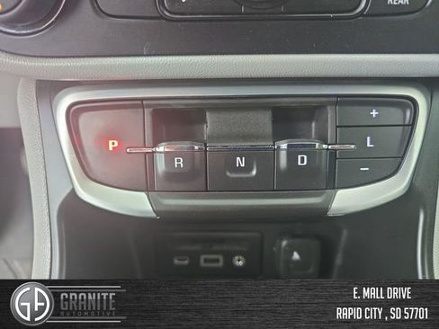 Used 2022 GMC Terrain SLT AWD/4WD image 24