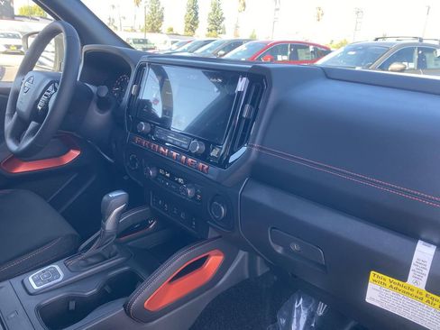 New 2026 Nissan Frontier PRO-4X w/ Pro-4x Convenience Package image 10