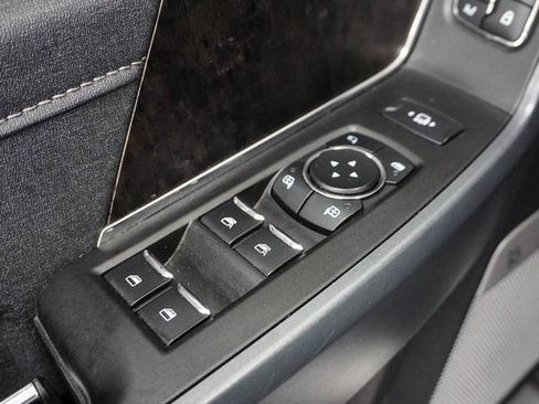 Used 2024 Ford F250 Lariat w/ Lariat Ultimate Package image 16