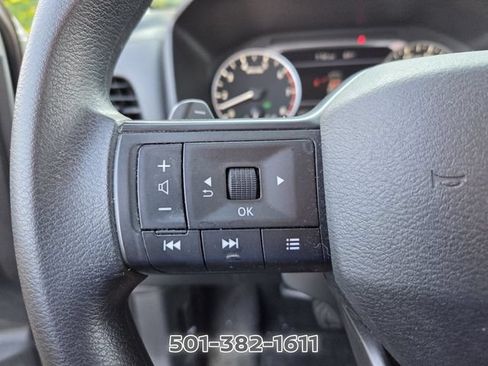 Used 2025 Nissan Rogue S AWD/4WD image 24