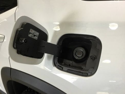 New 2026 Chevrolet Equinox ACTIV w/ Convenience Package III image 12