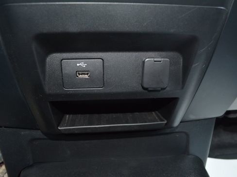 Used 2019 Ford F150 XL w/ Equipment Group 101A Mid AWD/4WD image 15