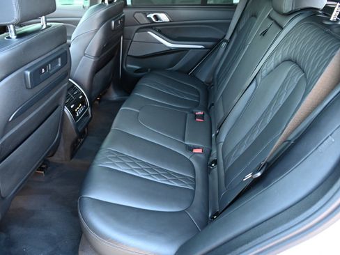 Certified 2023 BMW X5 xDrive40i w/ Executive Package image 18