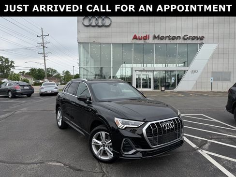 Used 2023 Audi Q3 2.0T Premium Plus w/ Premium Plus Package AWD/4WD image 1