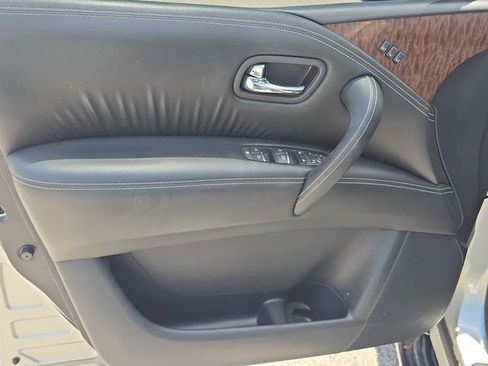 Used 2017 Nissan Armada SL AWD/4WD image 20