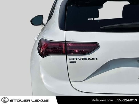 Used 2024 Buick Envision Sport Touring image 13