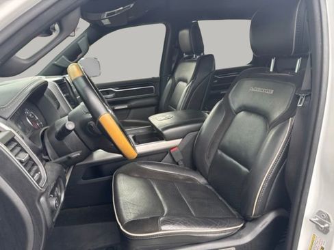 Used 2020 RAM 1500 Laramie w/ Sport Appearance Package AWD/4WD image 10