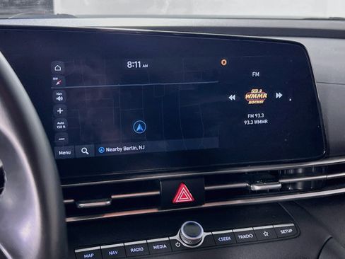 Used 2023 Hyundai Elantra SEL w/ Convenience Package FWD image 13