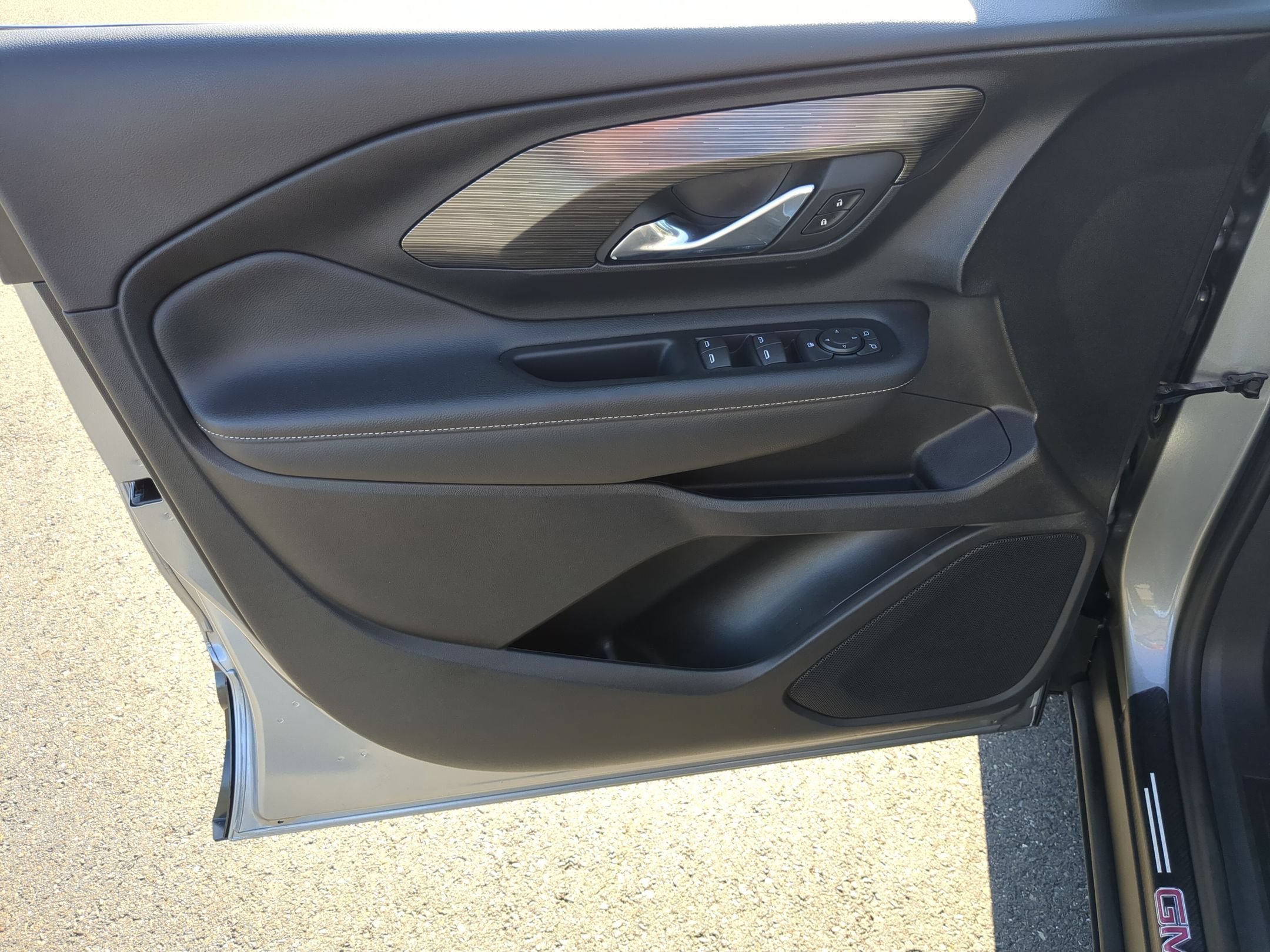 Certified 2023 GMC Terrain SLE FWD image 20