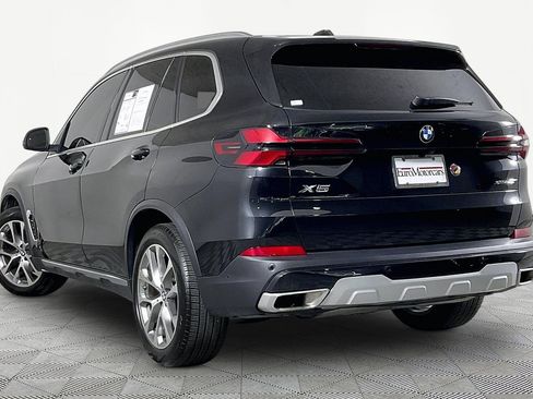 Certified 2025 BMW X5 xDrive40i w/ Premium Package AWD/4WD image 5