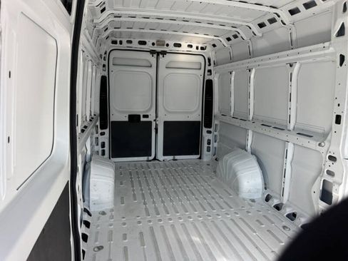 Used 2023 RAM ProMaster 3500 FWD image 11