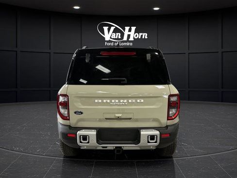 New 2025 Ford Bronco Sport Outer Banks w/ Sasquatch Outer Banks Package AWD/4WD image 14