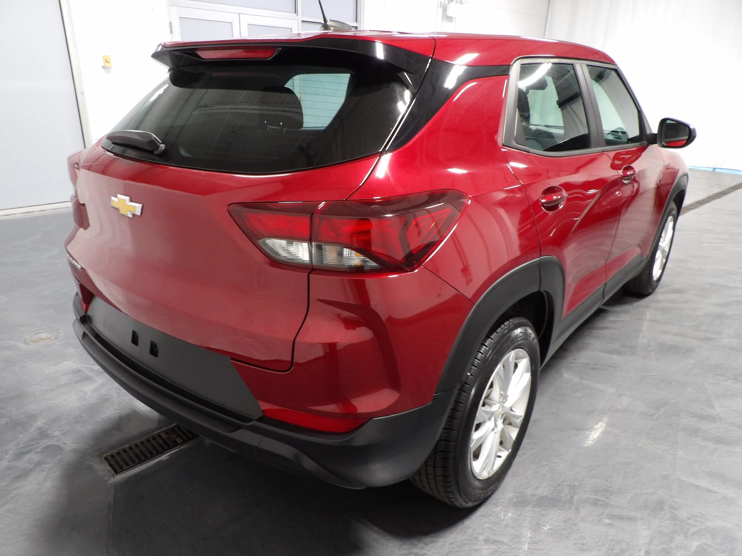 Used 2021 Chevrolet TrailBlazer LS FWD image 4