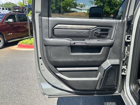 New 2026 RAM 2500 Limited AWD/4WD image 21