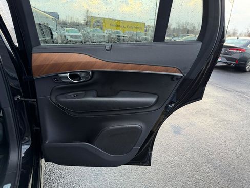 Used 2020 Volvo XC90 T6 Inscription w/ Protection Package Premier image 21