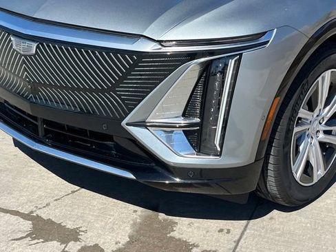 Used 2024 Cadillac Lyriq Tech w/ Driver Assist Package RWD image 5