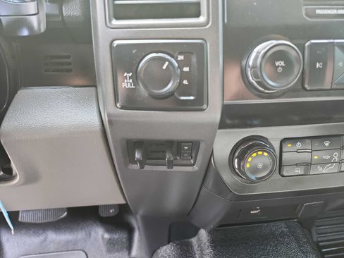 Used 2019 Ford F250 XL w/ XL Value Package AWD/4WD image 24