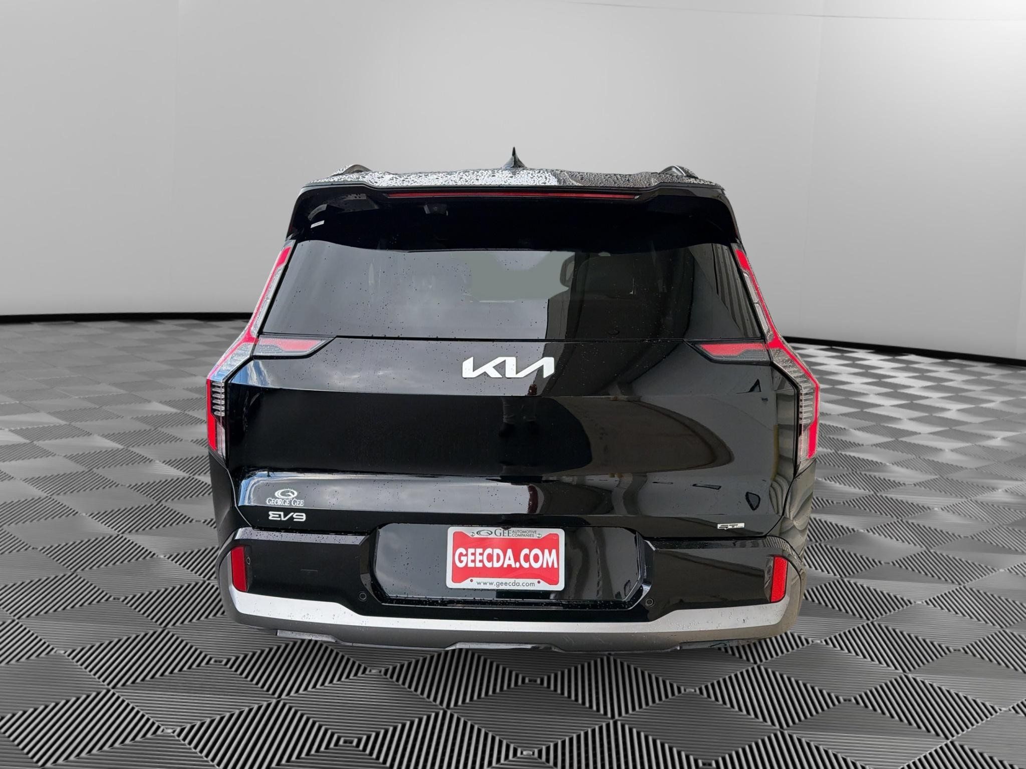 Certified 2024 Kia EV9 GT-Line AWD/4WD image 6