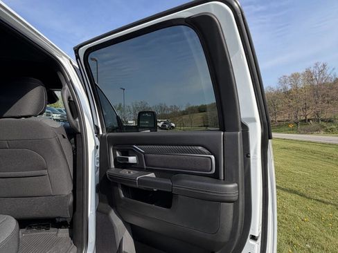 Used 2026 RAM 3500 Big Horn AWD/4WD image 41