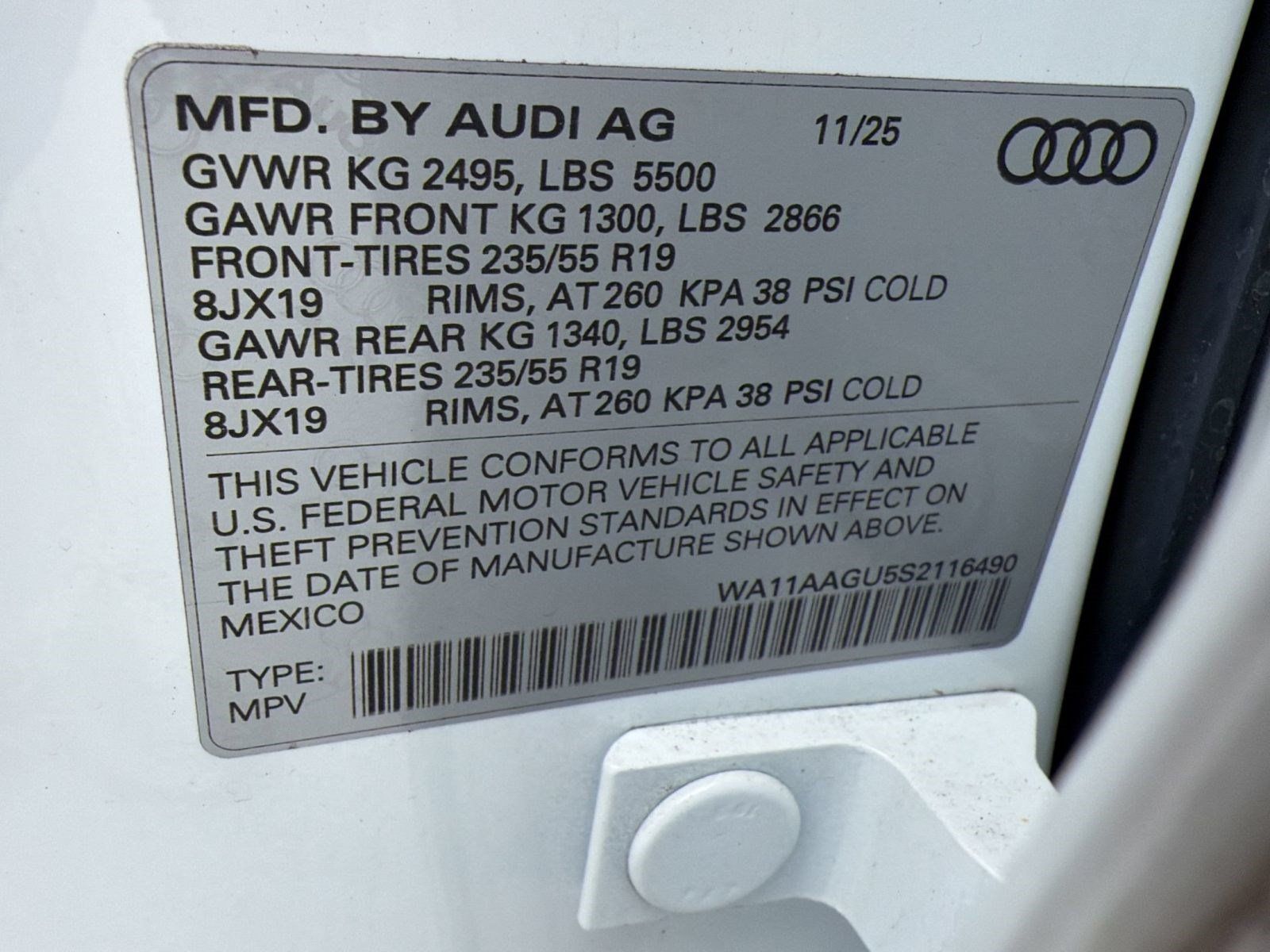 Used 2025 Audi Q5 Premium w/ Convenience Package AWD/4WD image 27