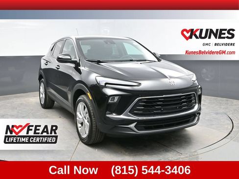 Used 2025 Buick Encore GX Preferred AWD/4WD image 1