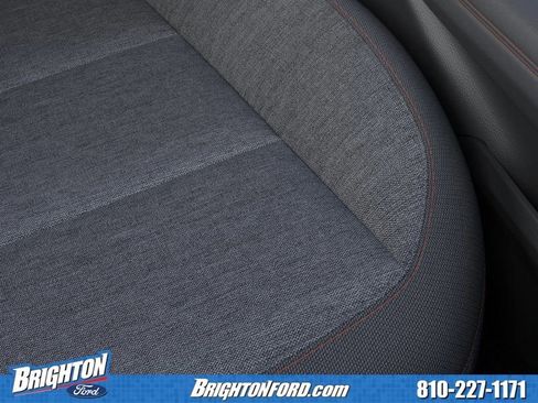 Used 2026 Ford Explorer Active AWD/4WD image 16