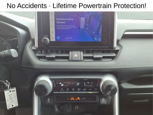 Used 2023 Toyota RAV4 LE AWD/4WD image 18
