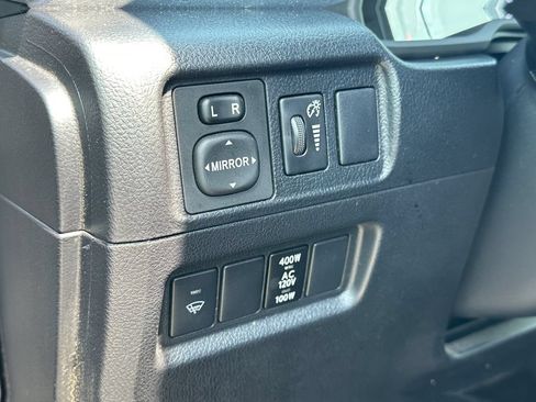 Used 2019 Toyota 4Runner 4WD image 23