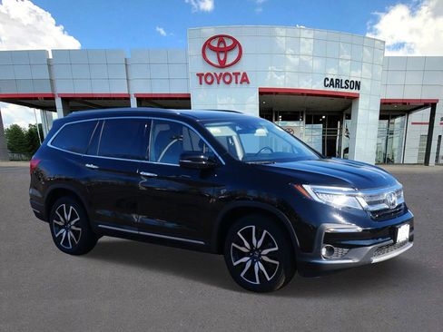 Used 2021 Honda Pilot Touring image 2