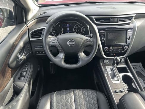 Used 2024 Nissan Murano Platinum w/ Cargo Package image 14