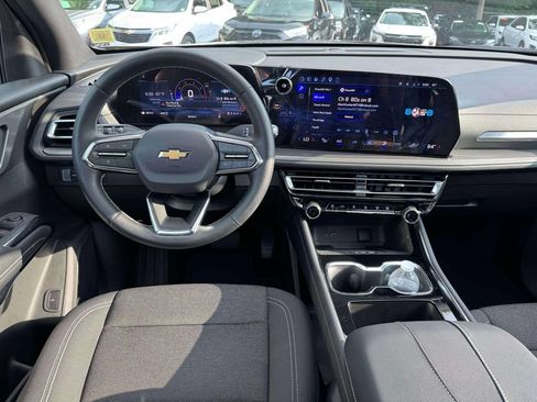 Used 2026 Chevrolet Traverse LT w/ Sun and Wheel Package AWD/4WD image 20
