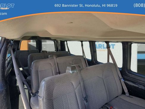 Used 2019 Chevrolet Express 3500 LT w/ LT Preferred Equipment Group RWD image 11