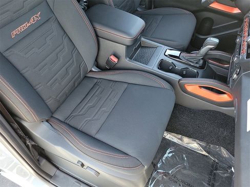 New 2025 Nissan Frontier PRO-4X w/ Pro Convenience Package image 15