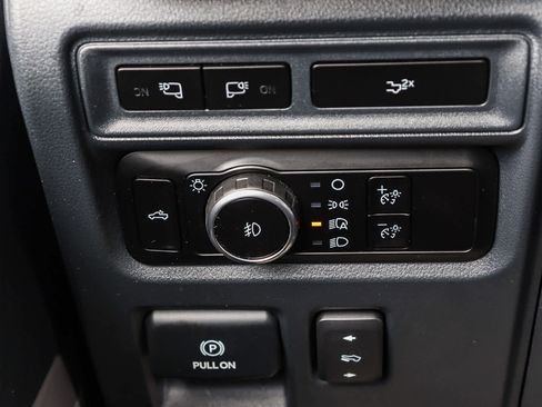 Used 2023 Ford F150 Lariat image 31