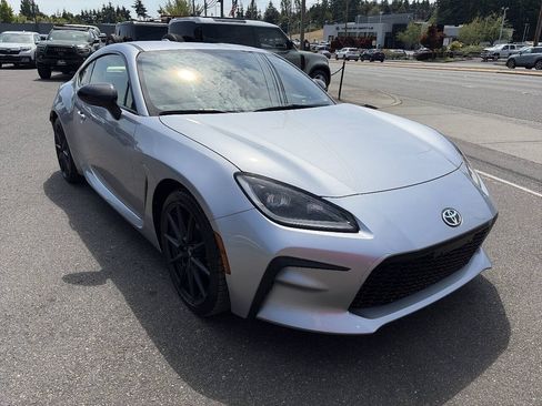 Used 2023 Toyota GR86 Premium RWD image 12