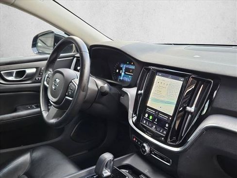 Used 2024 Volvo S60 B5 Core FWD image 10