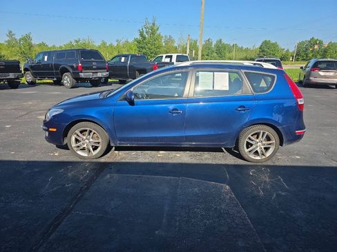Used 2012 Hyundai Elantra FWD image 9