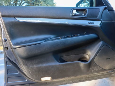 Used 2013 INFINITI G37 Journey w/ Premium Pkg image 13