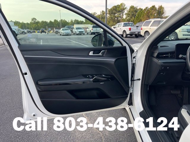 Used 2025 Kia K5 GT-Line w/ GT-Line Premium Package FWD image 4