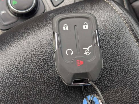 Used 2023 GMC Acadia SLT AWD/4WD image 35
