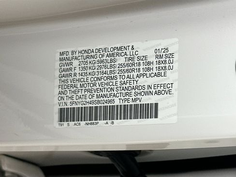 Used 2025 Honda Pilot EX-L image 33