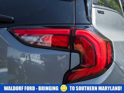 Used 2021 GMC Terrain SLT w/ Elevation Edition AWD/4WD image 7