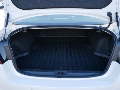 Used 2018 Subaru Legacy 2.5i Limited image 18