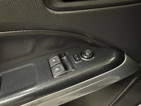 Used 2021 Chevrolet Colorado LT w/ Fleet Safety Package image 20