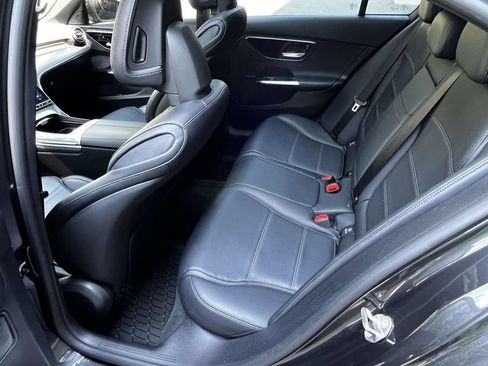 Used 2022 Mercedes-Benz C 300 4MATIC Sedan image 13