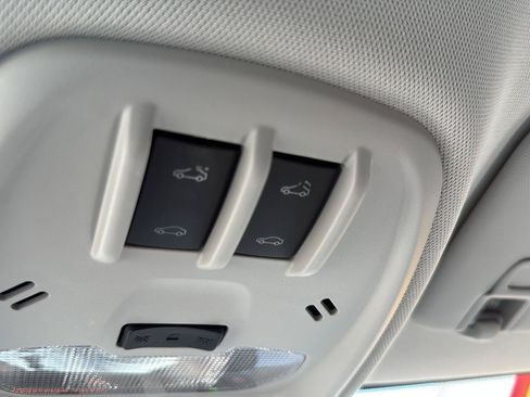Used 2024 Chevrolet Trax ACTIV w/ Sunroof Package FWD image 29