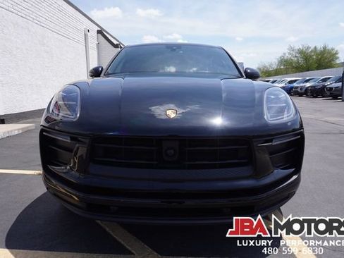 Used 2024 Porsche Macan AWD/4WD image 41