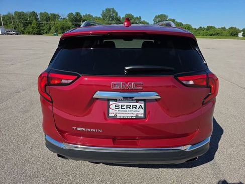 Used 2020 GMC Terrain SLT w/ Preferred Package FWD image 12