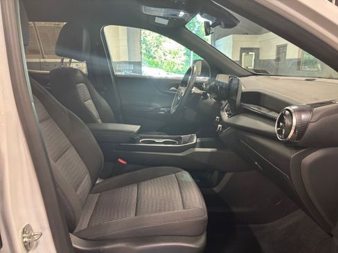 Used 2025 Chevrolet Equinox LT FWD image 28